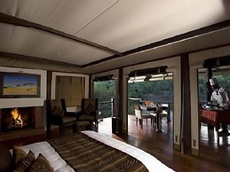 Ngerende in the Wild Lakeview