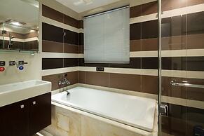 Chengdu Skyline International Apartment