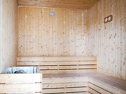 May Full Seaview Luxury Suite