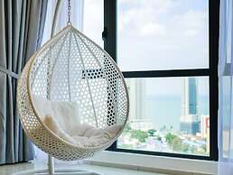 May Full Seaview Luxury Suite