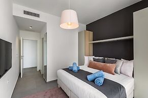 Front of Beach next to RoyalBeach Hotel