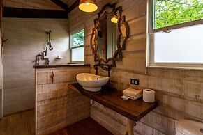 Latica Lodge
