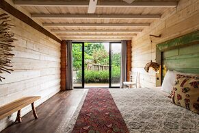 Latica Lodge