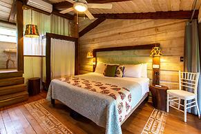 Latica Lodge