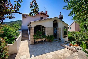 Apartments Malo Lago