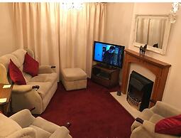 42 Beaumont Rise Rental - Worksop