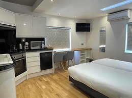 RIOSHOUSE Henley