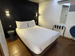 RIOSHOUSE Henley