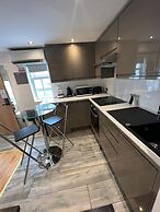 RIOSHOUSE Henley