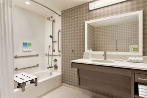 Home2 Suites by Hilton Chicago River North