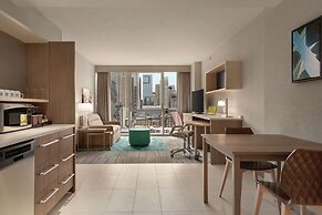 Home2 Suites by Hilton Chicago River North