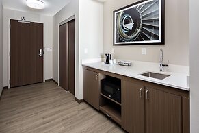  Hampton Inn & Suites San Diego Airport Liberty Station