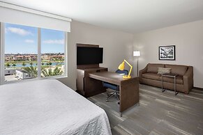  Hampton Inn & Suites San Diego Airport Liberty Station
