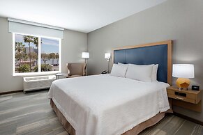  Hampton Inn & Suites San Diego Airport Liberty Station