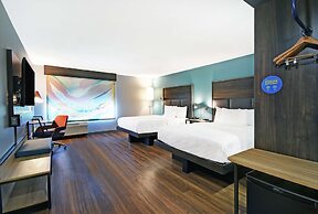 Tru by Hilton Grand Rapids Airport