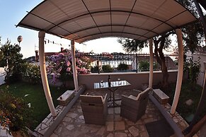 Nika Family Apartments