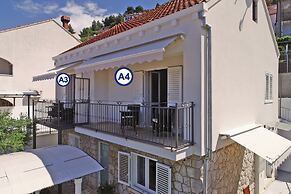 Nika Family Apartments