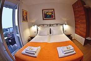 Nika Family Apartments