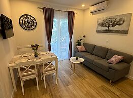 Apartment & Rooms Papa