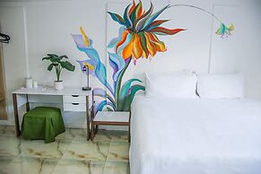 Pulse Rooms at Trafalgar