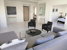 Luxurious Apartment in le Palace