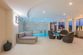 Caneiros Luxury House & Suites