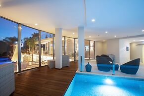 Caneiros Luxury House & Suites