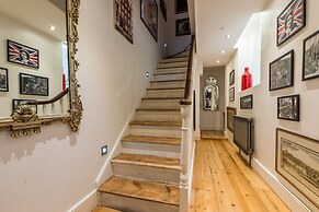 Sherlocks Hidden Home