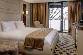 Putney Hotel