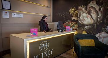 Putney Hotel