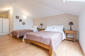 OLYMPUS VIEW Rooms Sauna & Spa