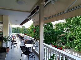 OLYMPUS VIEW Rooms Sauna & Spa