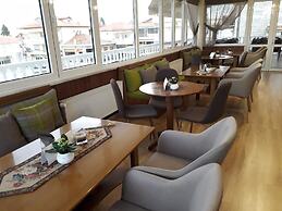 OLYMPUS VIEW Rooms Sauna & Spa