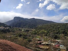 OLYMPUS VIEW Rooms Sauna & Spa