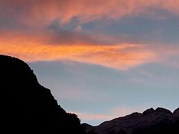 OLYMPUS VIEW Rooms Sauna & Spa