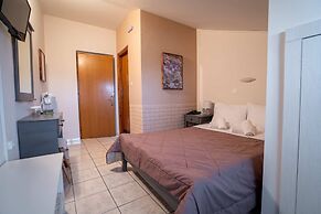 OLYMPUS VIEW Rooms Sauna & Spa