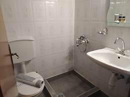 OLYMPUS VIEW Rooms Sauna & Spa