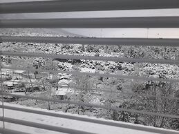 OLYMPUS VIEW Rooms Sauna & Spa