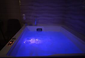 OLYMPUS VIEW Rooms Sauna & Spa