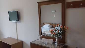 OLYMPUS VIEW Rooms Sauna & Spa