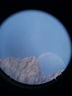 OLYMPUS VIEW Rooms Sauna & Spa