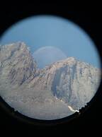 OLYMPUS VIEW Rooms Sauna & Spa