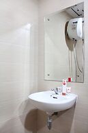 OYO 266 Margonda Residence 5