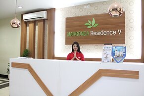 OYO 266 Margonda Residence 5