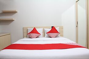 OYO 266 Margonda Residence 5