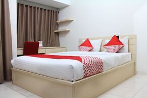 OYO 266 Margonda Residence 5