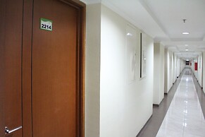 OYO 266 Margonda Residence 5