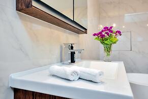 Elegant Sea-View Villa on the Northshore