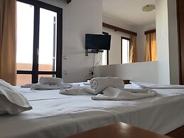 Kyma  Hotel