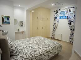 Porto Rafti view by Akroploron